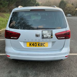 rear-view-showing-taxi-license-plate-badge-keiths-taxis